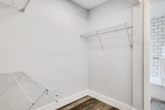  Unit 19 photo 17