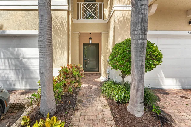  Residence photo 4