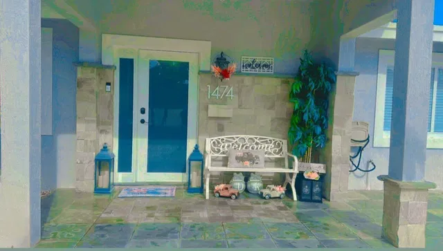 Residence photo 2