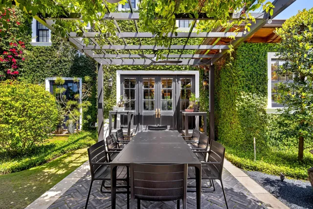 North End Palm Beach Residence photo 38