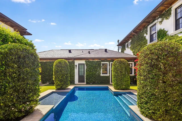 North End Palm Beach Residence photo 48