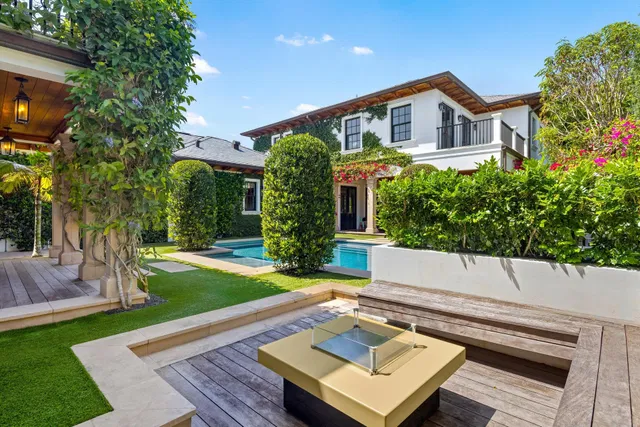 North End Palm Beach Residence photo 49