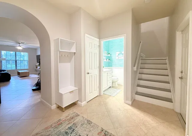  Residence photo 4
