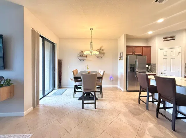  Residence photo 10