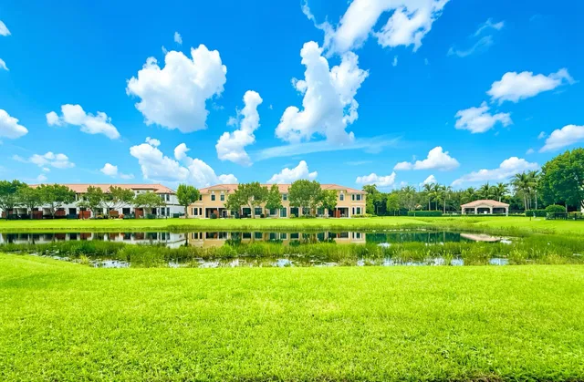 Residence photo 25