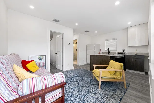  Residence photo 18