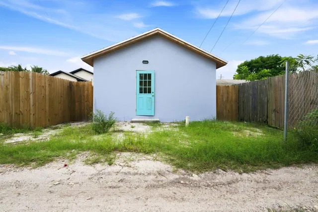  Residence photo 20