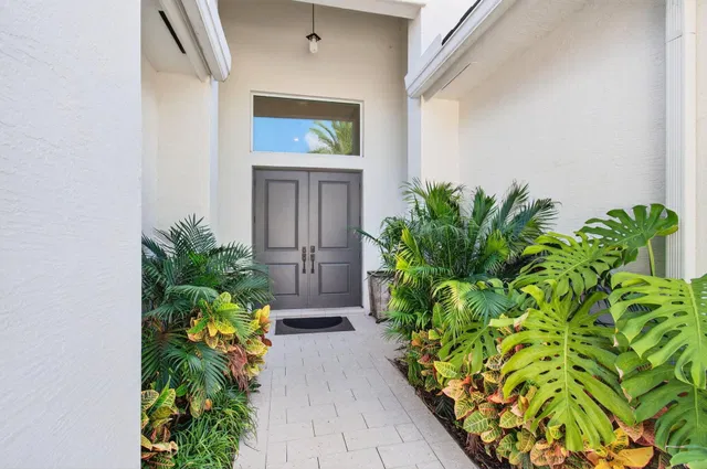 Residence photo 3