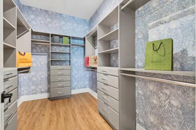 Residence photo 24