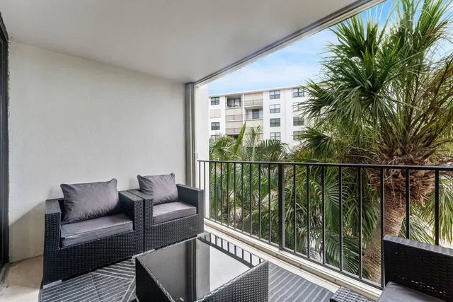 South Palm Beach Unit 304 photo 21