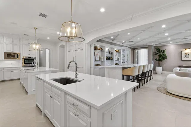 Admirals Cove Residence photo 19