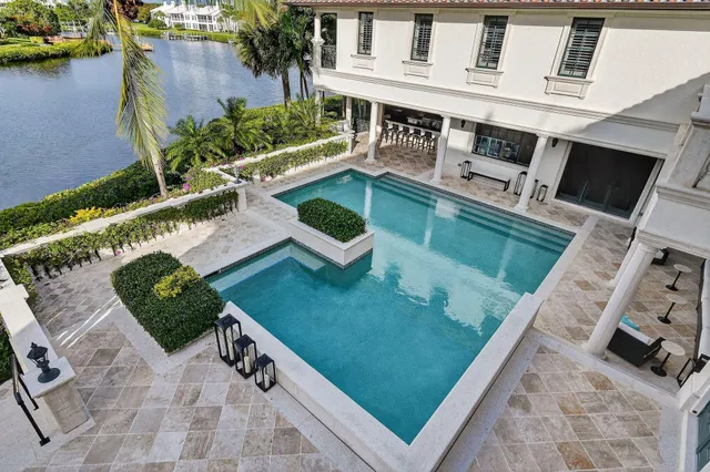Admirals Cove Residence photo 39