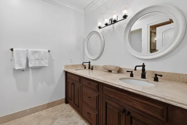 Admirals Cove Residence photo 54