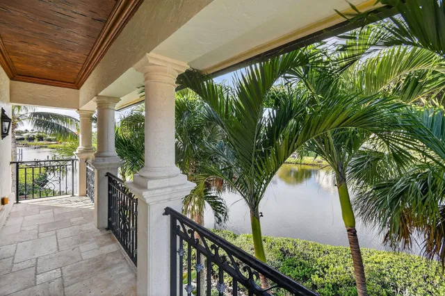 Admirals Cove Residence photo 57
