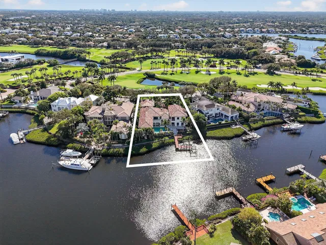 Admirals Cove Residence photo 99