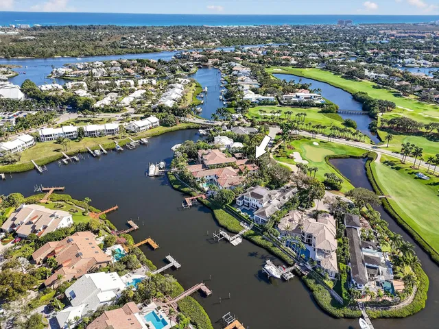 Admirals Cove Residence photo 101