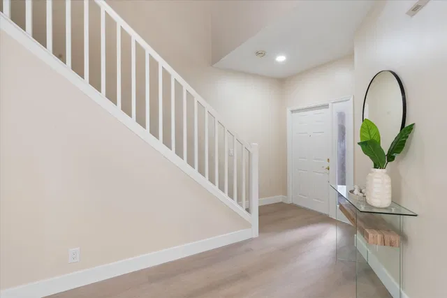 Residence photo 4