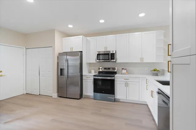 Residence photo 6