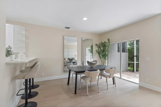 Residence photo 10