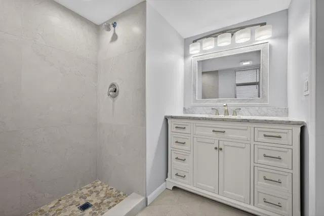 Via Poinciana Lake Worth Unit 202 photo 14