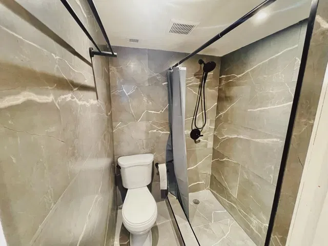  Unit 205 photo 9