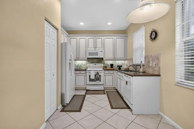 Residence photo 14