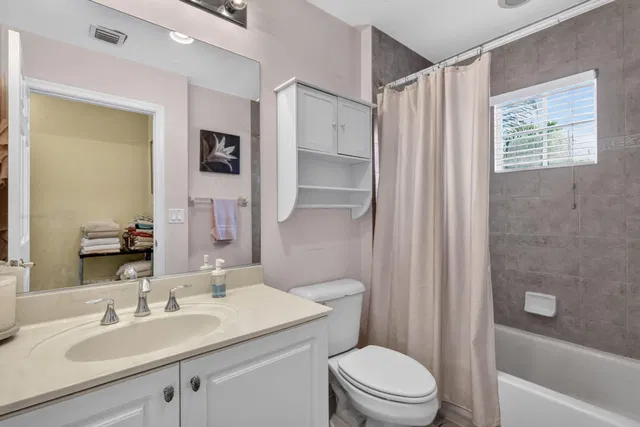 Residence photo 21