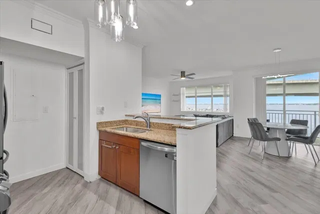 Harborage Yacht Club Residence photo 8