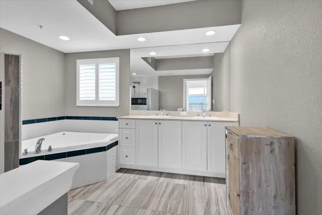 Harborage Yacht Club Residence photo 16