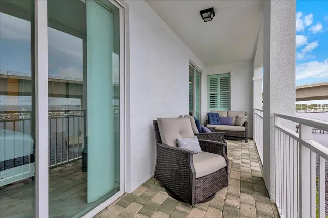 Harborage Yacht Club Residence photo 24