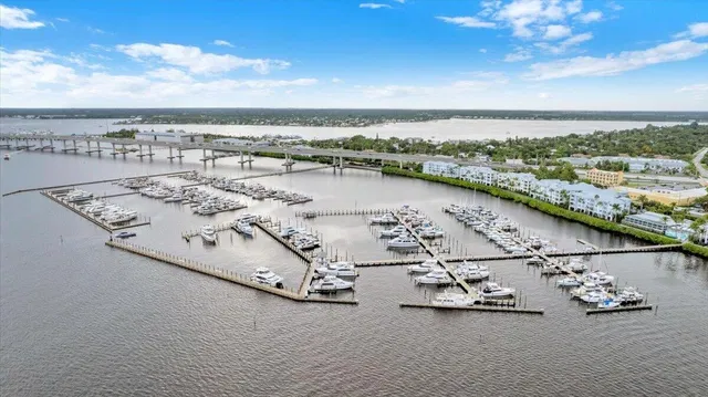 Harborage Yacht Club Residence photo 28