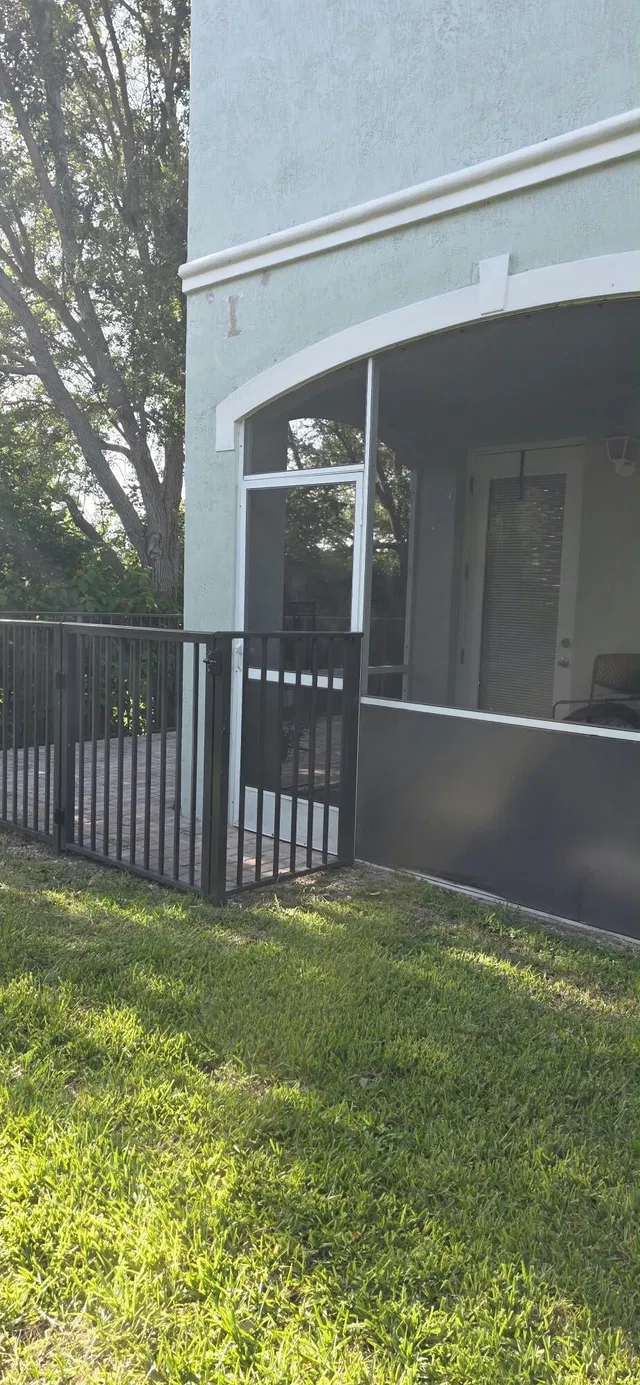 Residence photo 2