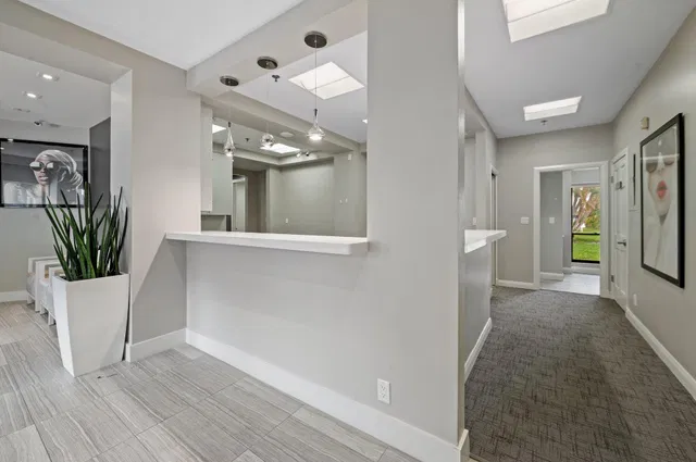 Residence photo 4