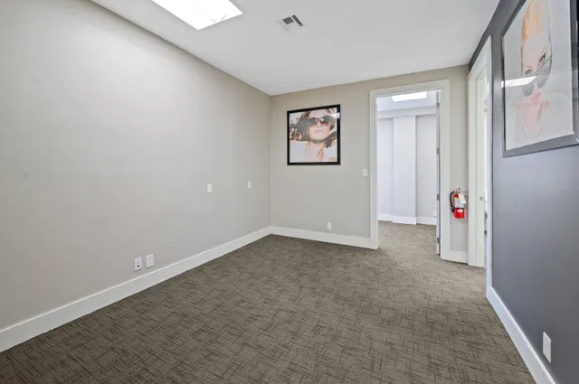 Residence photo 10