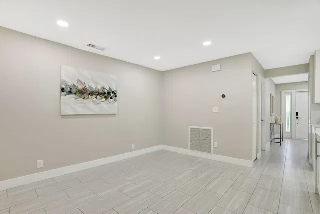  Residence photo 20