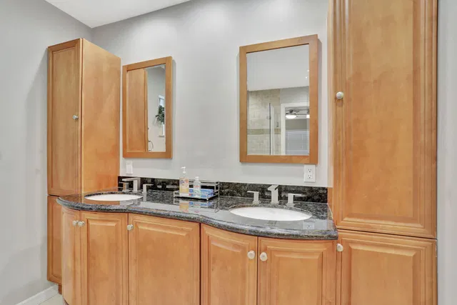  Residence photo 35