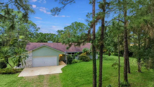 Residence photo 2