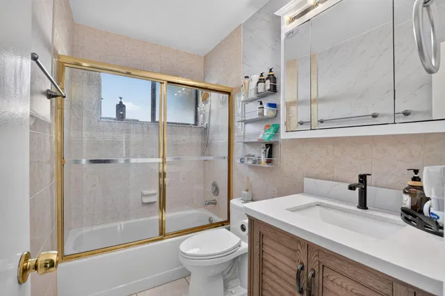 Residence photo 30
