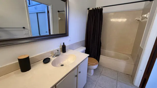 Residence photo 12