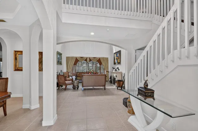 Residence photo 6