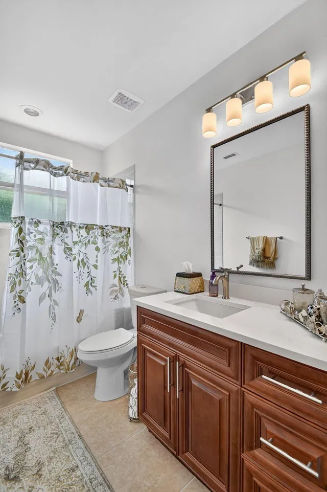 Residence photo 28