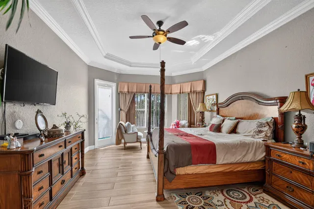 Residence photo 32