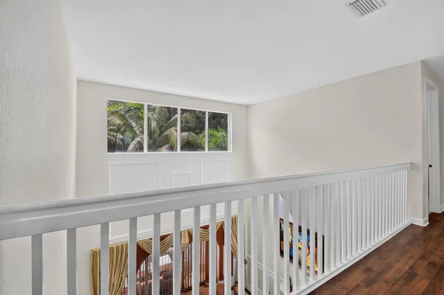 Residence photo 41