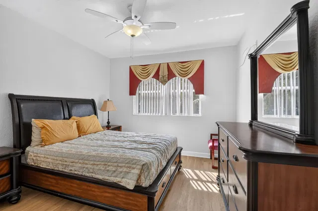 Residence photo 42
