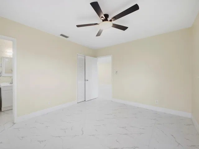 Residence photo 34