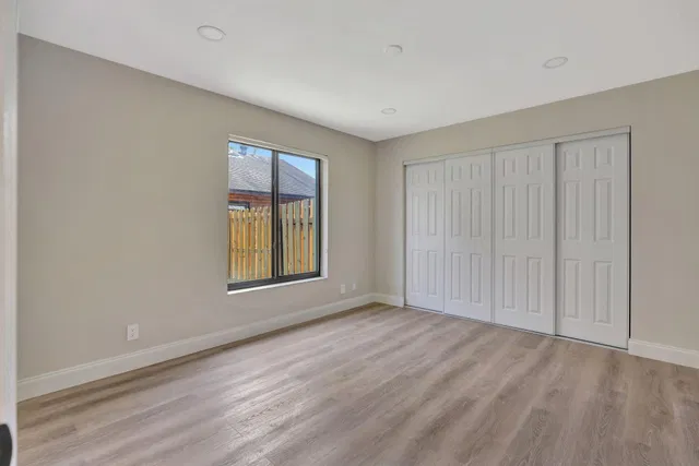 Residence photo 34