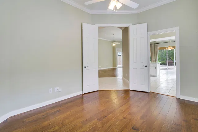 Residence photo 22