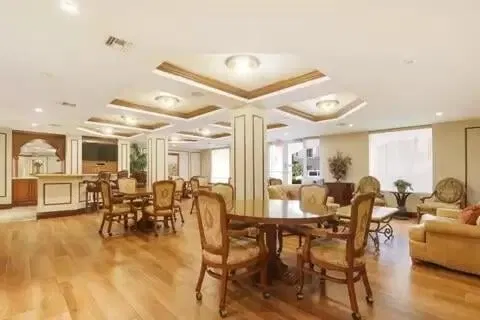 Residence photo 3