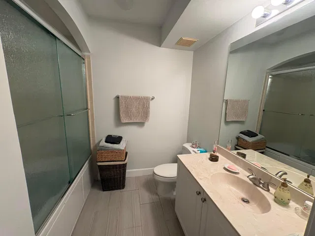 Residence photo 18