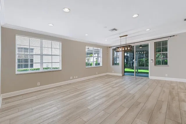 Evergrene Palm Beach Gardens Residence photo 9